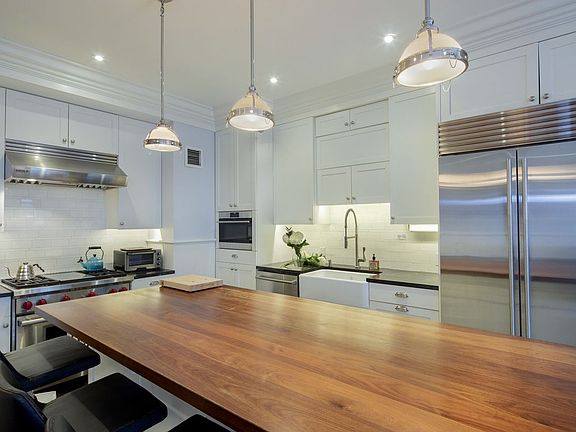4th image of 101 W 81st St APT 614