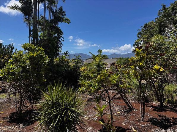 1668 Eames St, Wahiawa, HI 96786