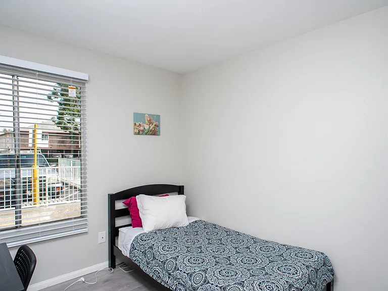 3454 Castle Glen Dr #136 — Photo 26