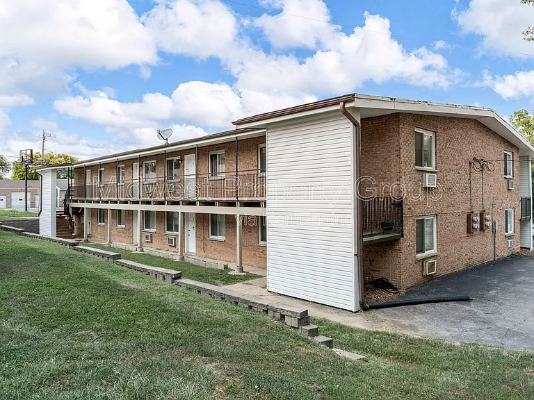 Geraldine Apartments — Photo 14