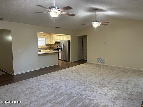 4th image of 1848 Banyan Dr