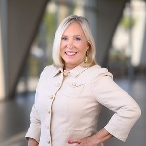 Linda Crofton