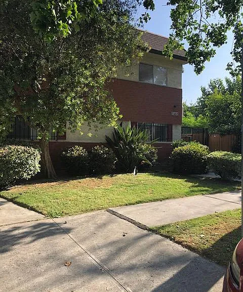 14551 Vose St #C — Photo 10