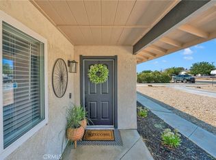 12546 Snapping Turtle Rd, Apple Valley, CA 92308