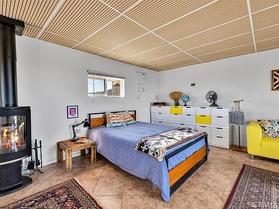 3rd image of 437 Mallow Rd