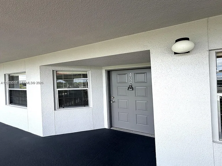 1400 SW 124th Ter #402Q — Photo 11