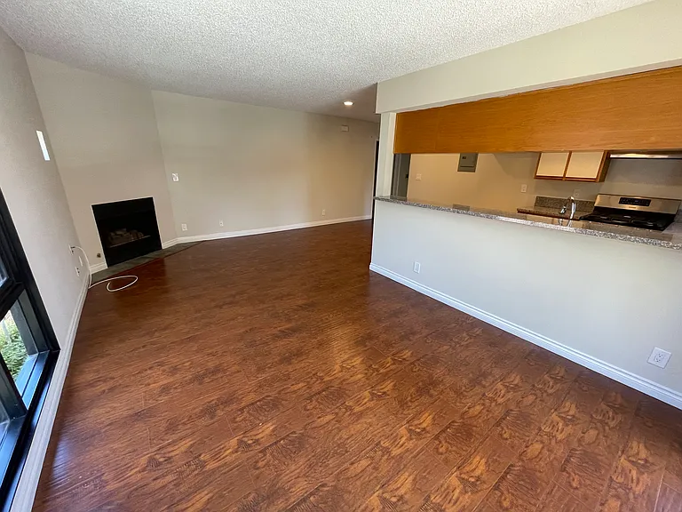 938 S Gramercy Pl #101 — Photo 4