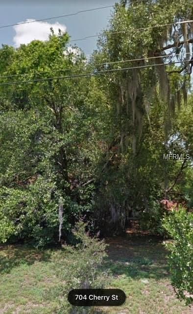 1st image of 704 W Cherry St
