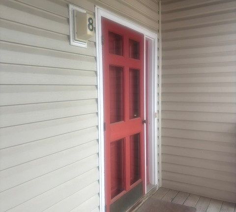 2nd image of 380 Bubble Creek Ct Unit 8