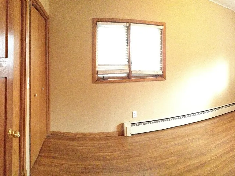 806 1st St SW #1 — Photo 16