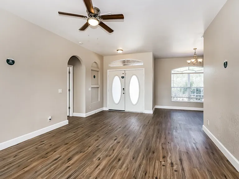 7452 Battalla Rd — Photo 4