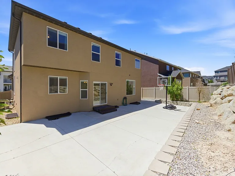 778 W Sunrise Way — Photo 37