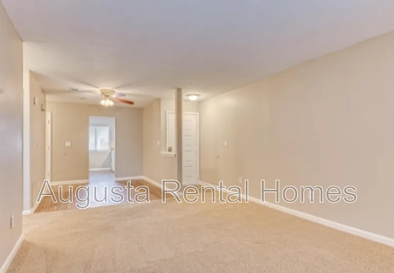 3001C Strickland Ct — Photo 5