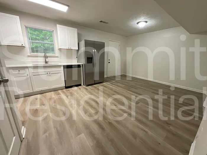 5950 Stonewall Dr #4 — Photo 6