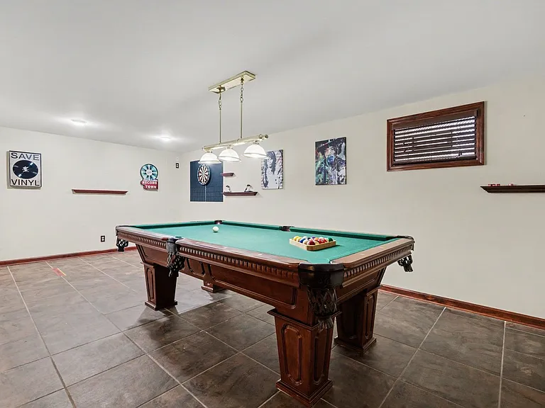 4289 Pinetree Ln — Photo 4