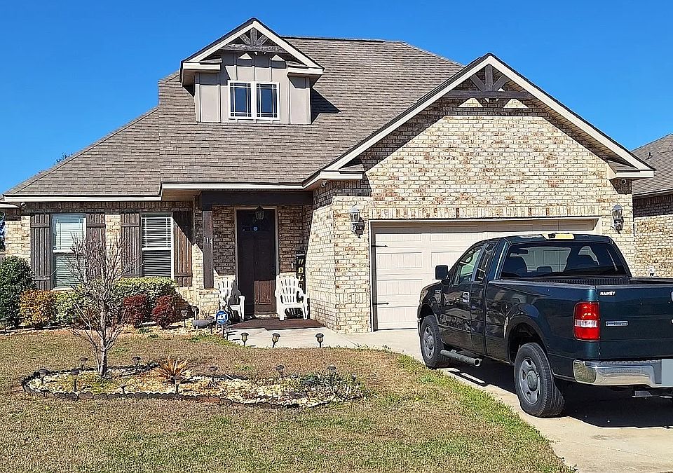 1st image of 114 Barnyard Way