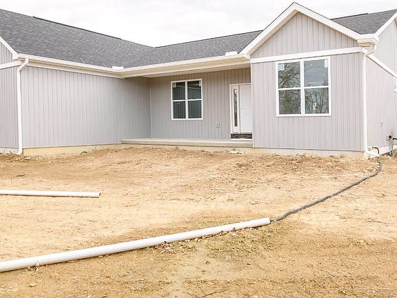 2nd image of 290 Buckskin Dr