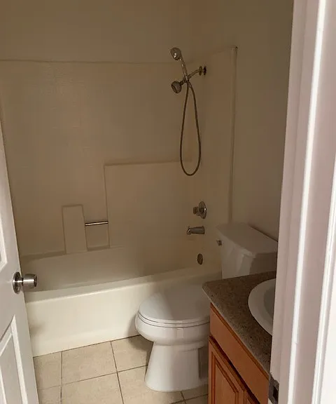 1255 N Los Robles Ave — Photo 13