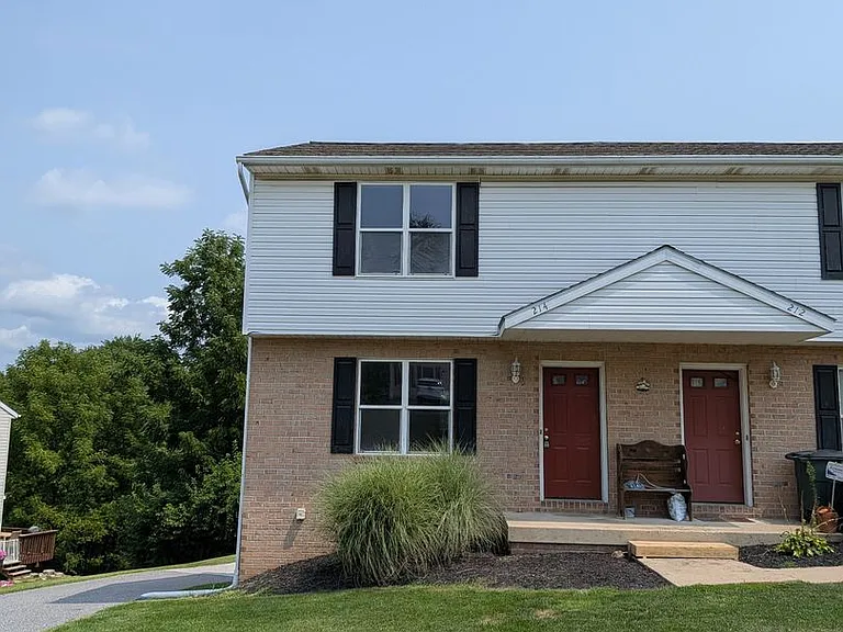 214 Craigdan Dr — Photo 1