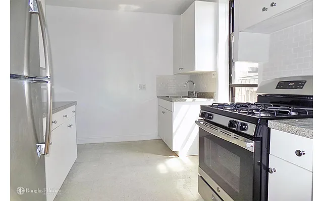 Rented by Douglas Elliman | media 10