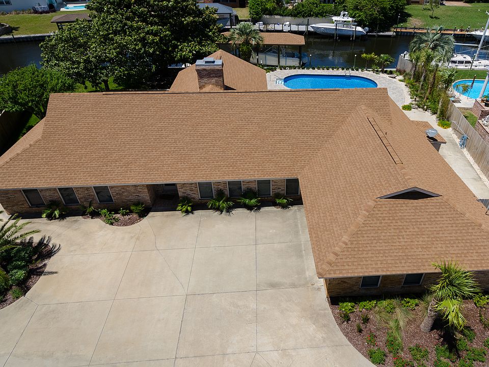 1st image of 945 Aquamarine Dr