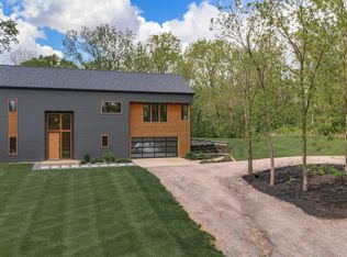 4372 N 1475 East Rd, Heyworth, IL 61745