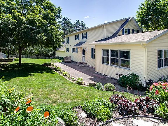 4th image of 192 Boutwell Ct N