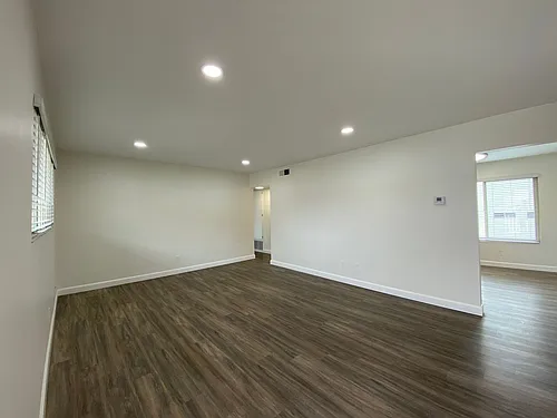 El Camino Grove Apartment Homes Photo 1