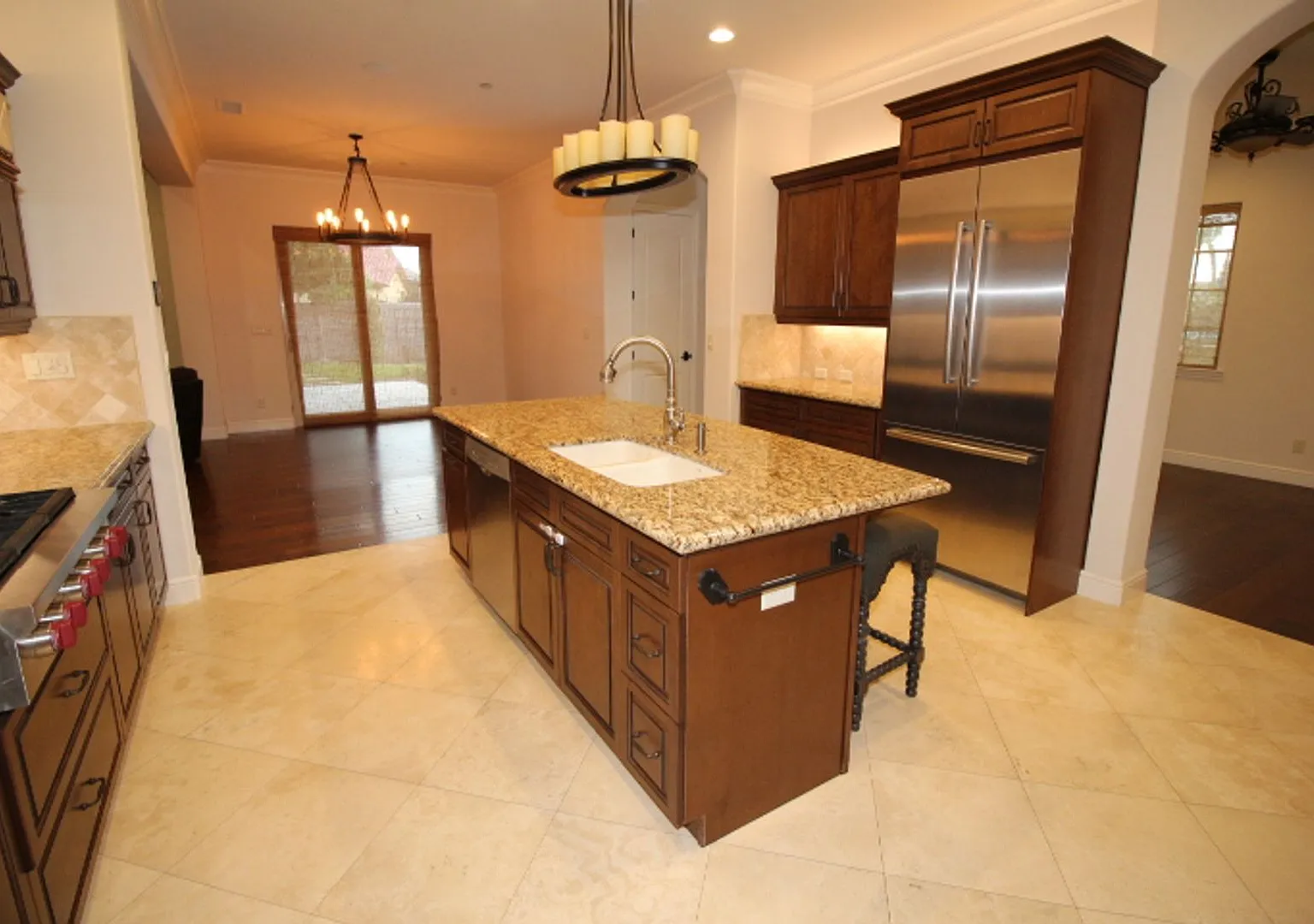 Gated Gary McDonald Home in Copper River — Photo 3