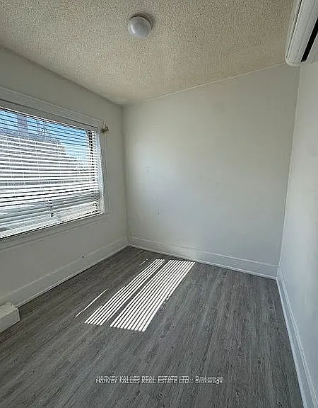 930 Saint Clair Ave W #301 — Photo 7