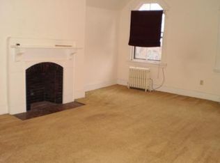 30 Red Cross Ave APT 1, Newport, RI 02840