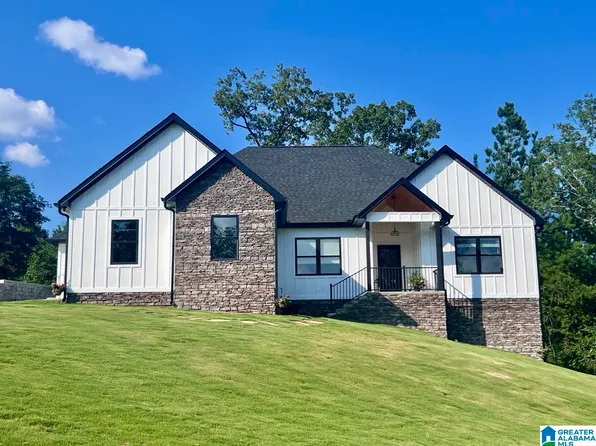 289 Lake Pointe Dr, Lincoln, AL 35096