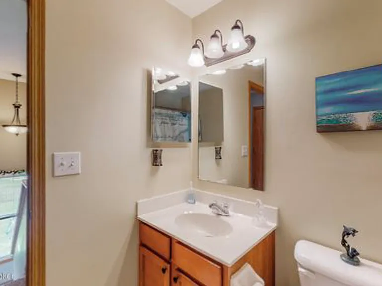 6608 Rockview Way — Photo 11