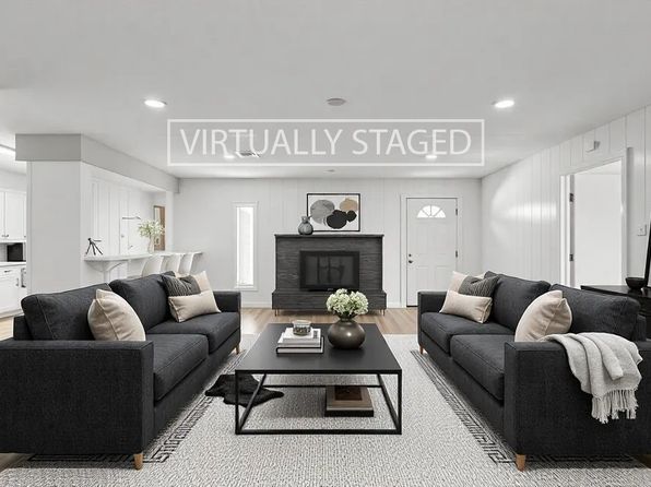 616 Oak Dr, Hurst, TX 76053