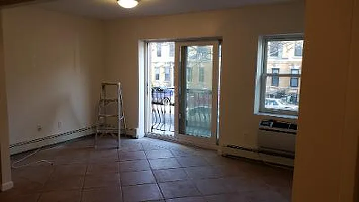 Rented by US # 1 Realty | media 25