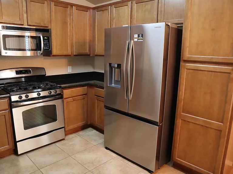 1426 Bonnie View Pl — Photo 2