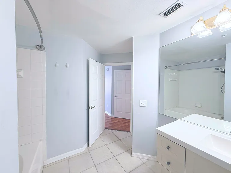 3591 S Kernan Blvd #813 — Photo 11