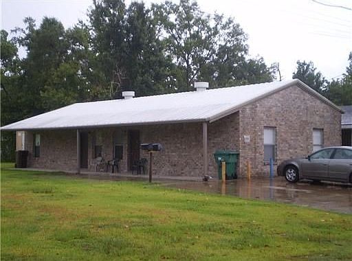 2nd image of 936 Shafer St