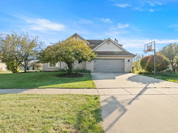 25037 W Tow Path Ln, Channahon, IL 60410