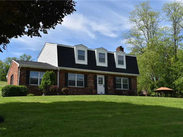 511 Pleasant Valley Rd, Washington, PA 15301