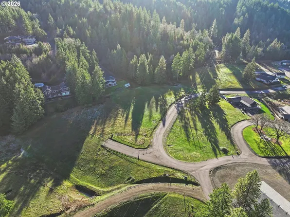 22 Husum St, White Salmon, WA 98672