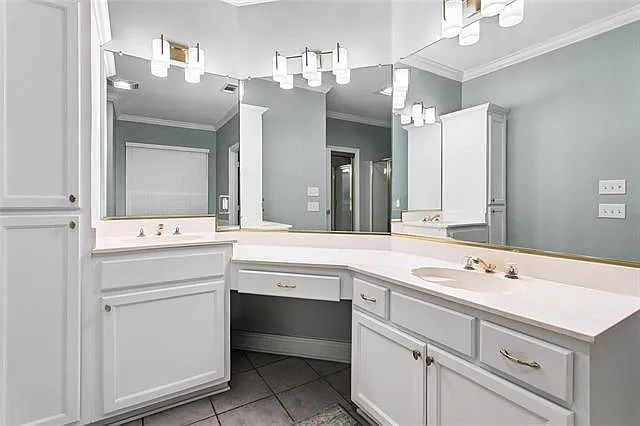 519 Garden Ln — Photo 8