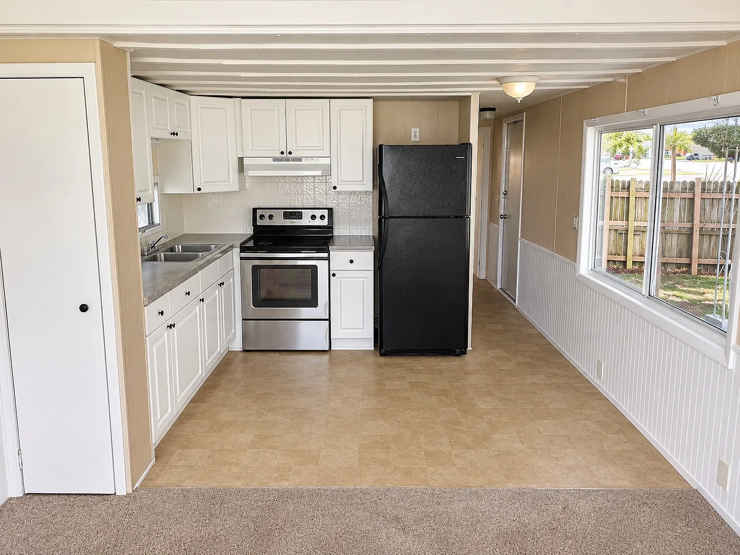 1 bed, 600 sqft, $995 — Photo 3