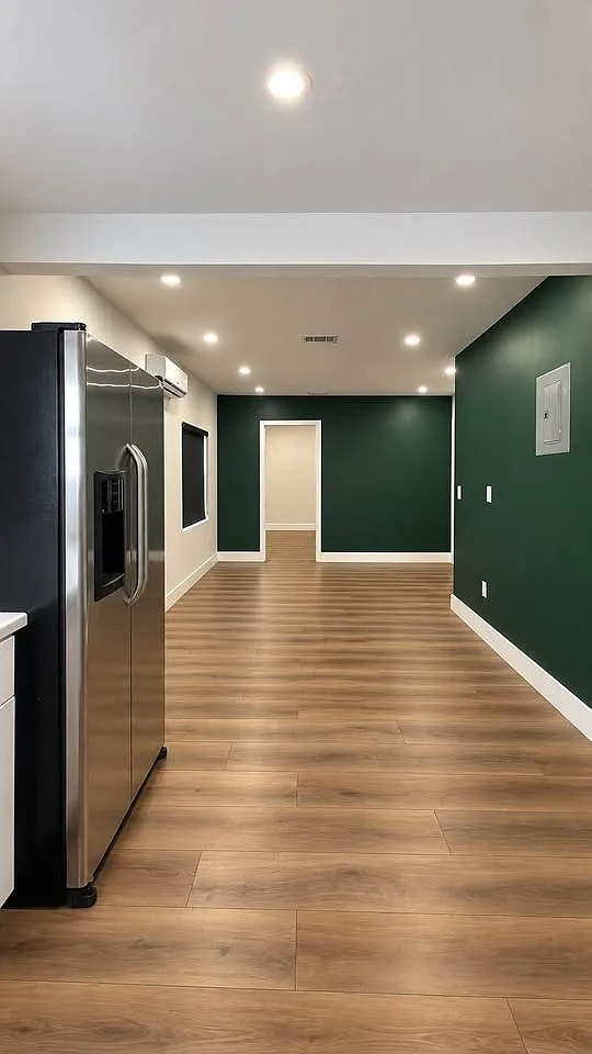 1 bed, 700 sqft, $1,850 — Photo 2