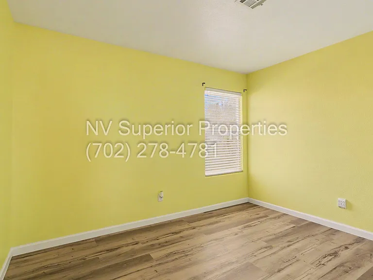 7929 Dana Maple Ct — Photo 37