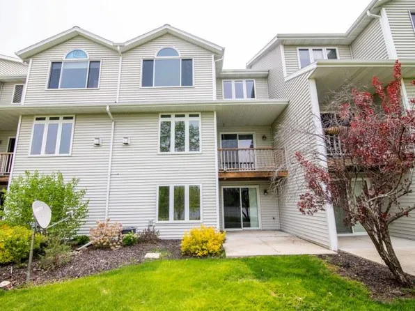 755 Green Bay DRIVE #6, Mayville, WI 53050