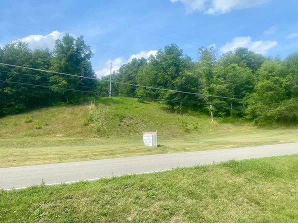 3529 Cannonsburg Rd, Catlettsburg, KY 41129