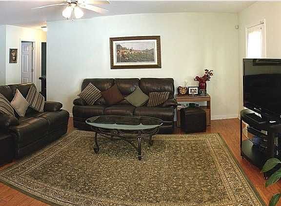 2nd image of 7831 Laurelton Dr