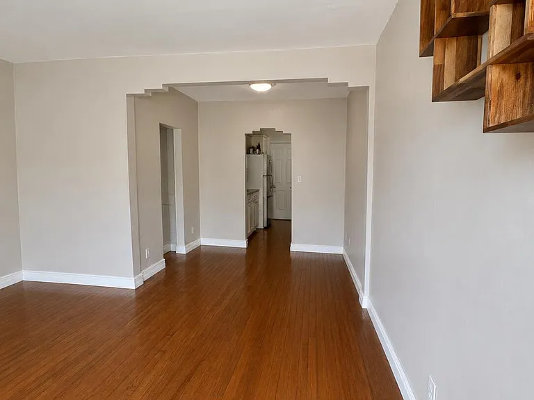 317 NE 13th Ave #2 — Photo 3