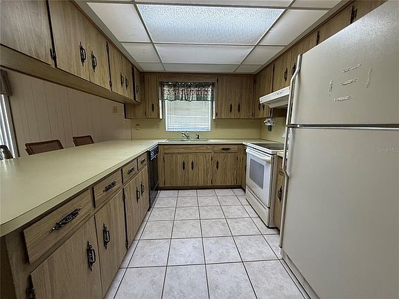 2nd image of 1313 MAGDALENE COURT E